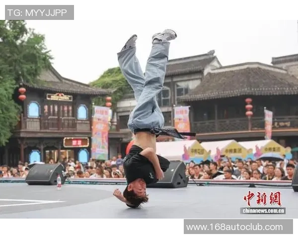 南京街舞队在攀岩联赛中的精彩表现与成长故事揭秘